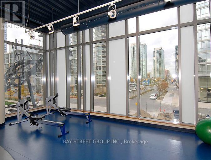 1611 - 35 Mariner Terrace, Toronto, Ontario  M5V 3V9 - Photo 19 - C12956476