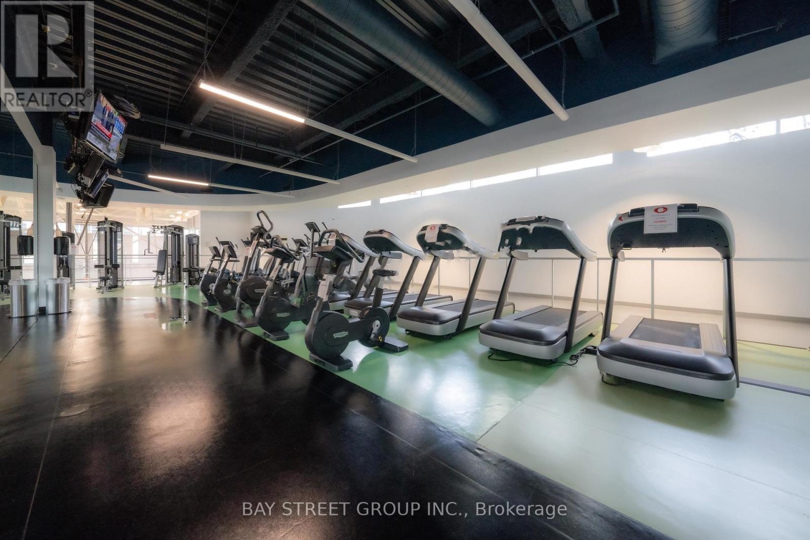 1611 - 35 Mariner Terrace, Toronto, Ontario  M5V 3V9 - Photo 21 - C12956476