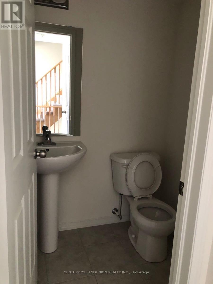 2641 Deputy Minister Path, Oshawa, Ontario  L1L 0M7 - Photo 8 - E12956434