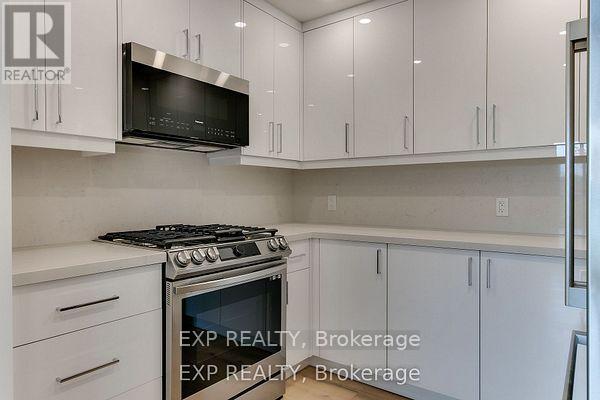 Main - 16 Stephenfrank Road, Toronto, Ontario  M1P 3W3 - Photo 10 - E12956468