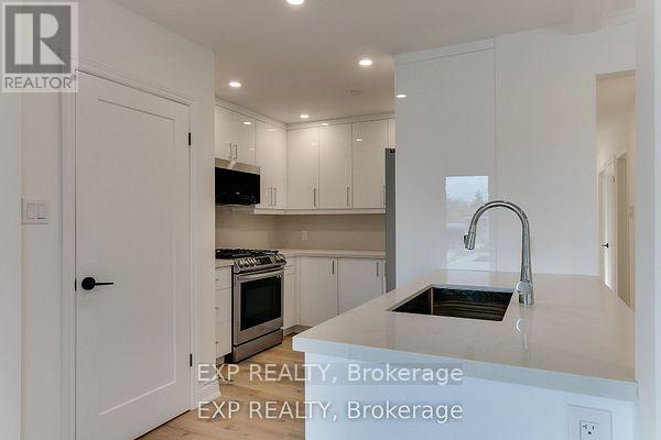 Main - 16 Stephenfrank Road, Toronto, Ontario  M1P 3W3 - Photo 15 - E12956468