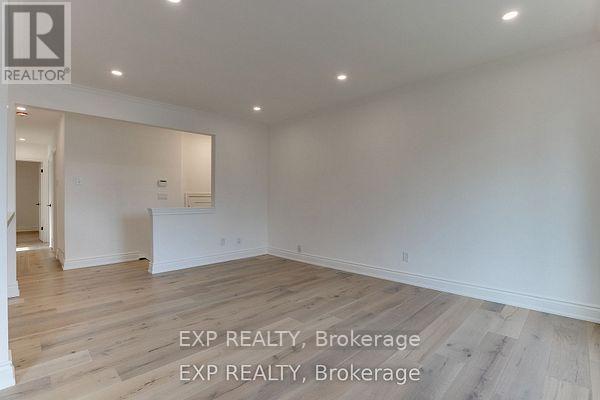 Main - 16 Stephenfrank Road, Toronto, Ontario  M1P 3W3 - Photo 2 - E12956468