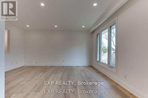 Main - 16 Stephenfrank Road, Toronto, Ontario  M1P 3W3 - Photo 6 - E12956468