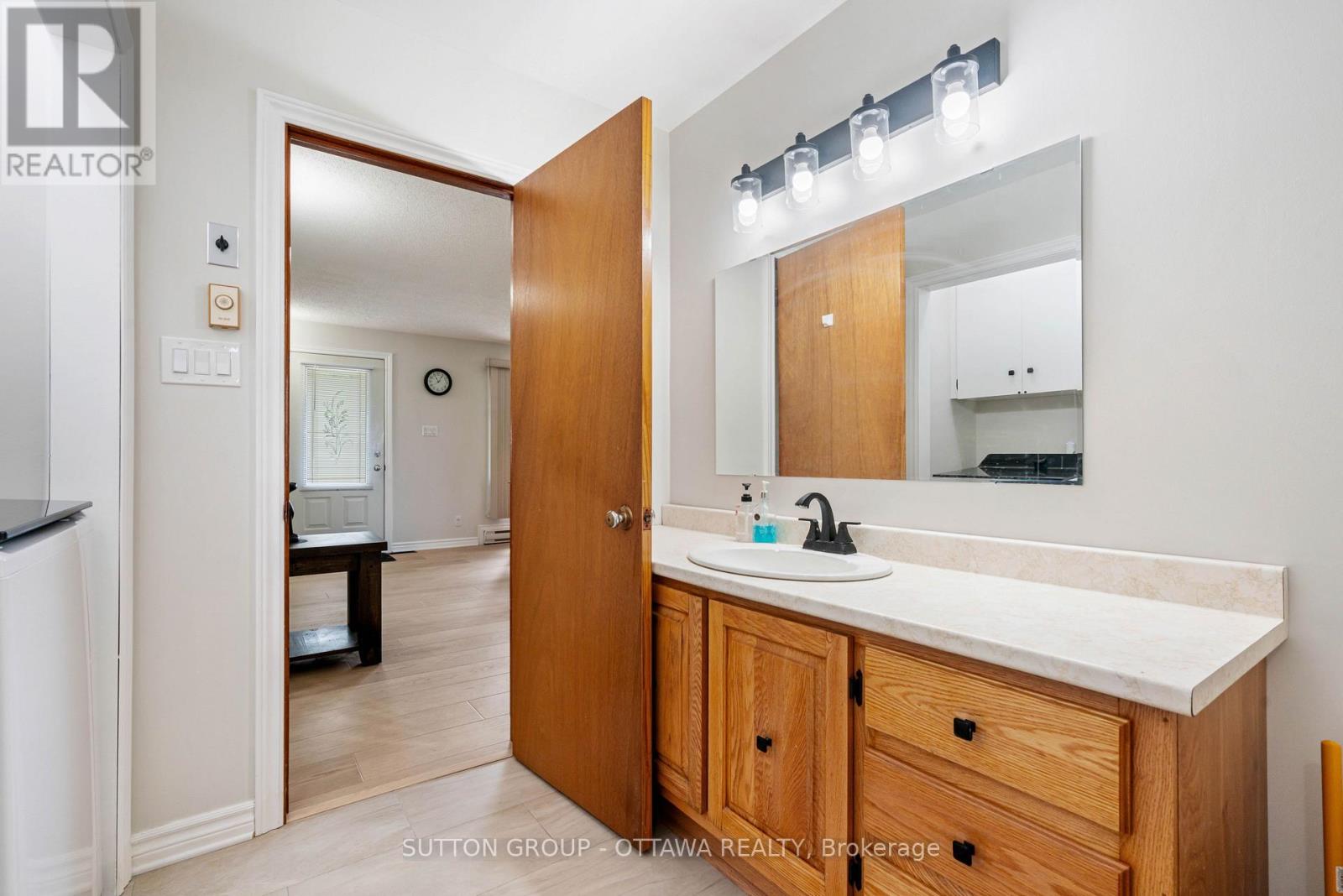 20330 Lochiel Road, North Glengarry, Ontario  K0C 1A0 - Photo 27 - X12956480