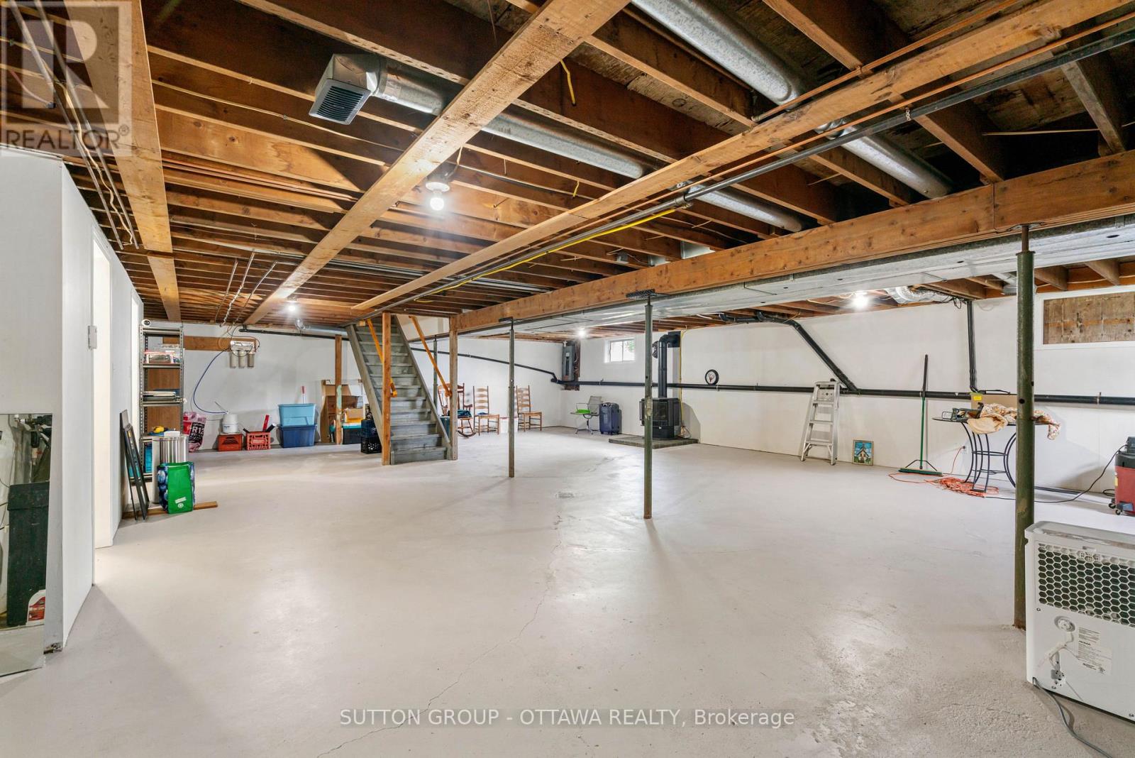 20330 Lochiel Road, North Glengarry, Ontario  K0C 1A0 - Photo 31 - X12956480