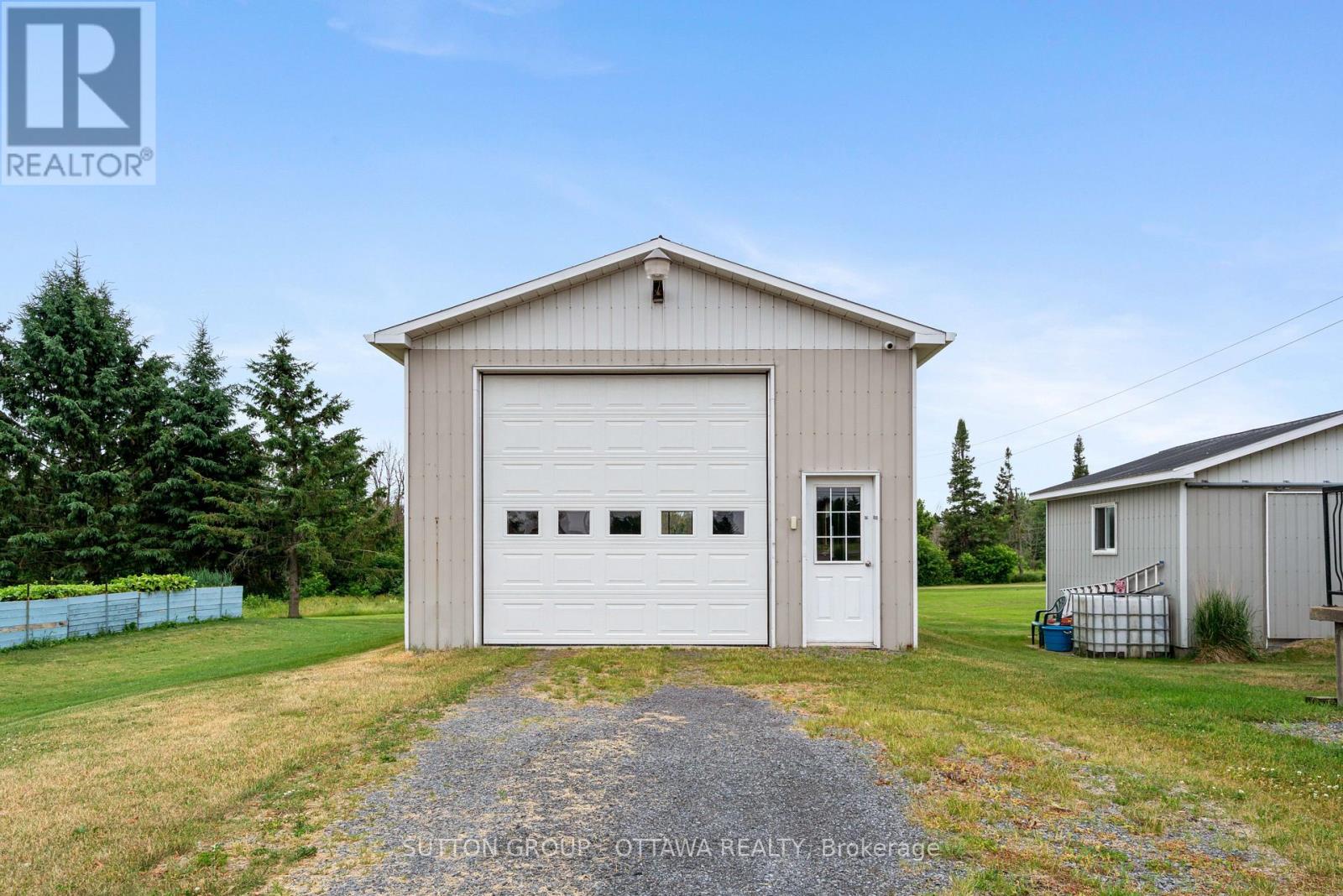 20330 Lochiel Road, North Glengarry, Ontario  K0C 1A0 - Photo 33 - X12956480