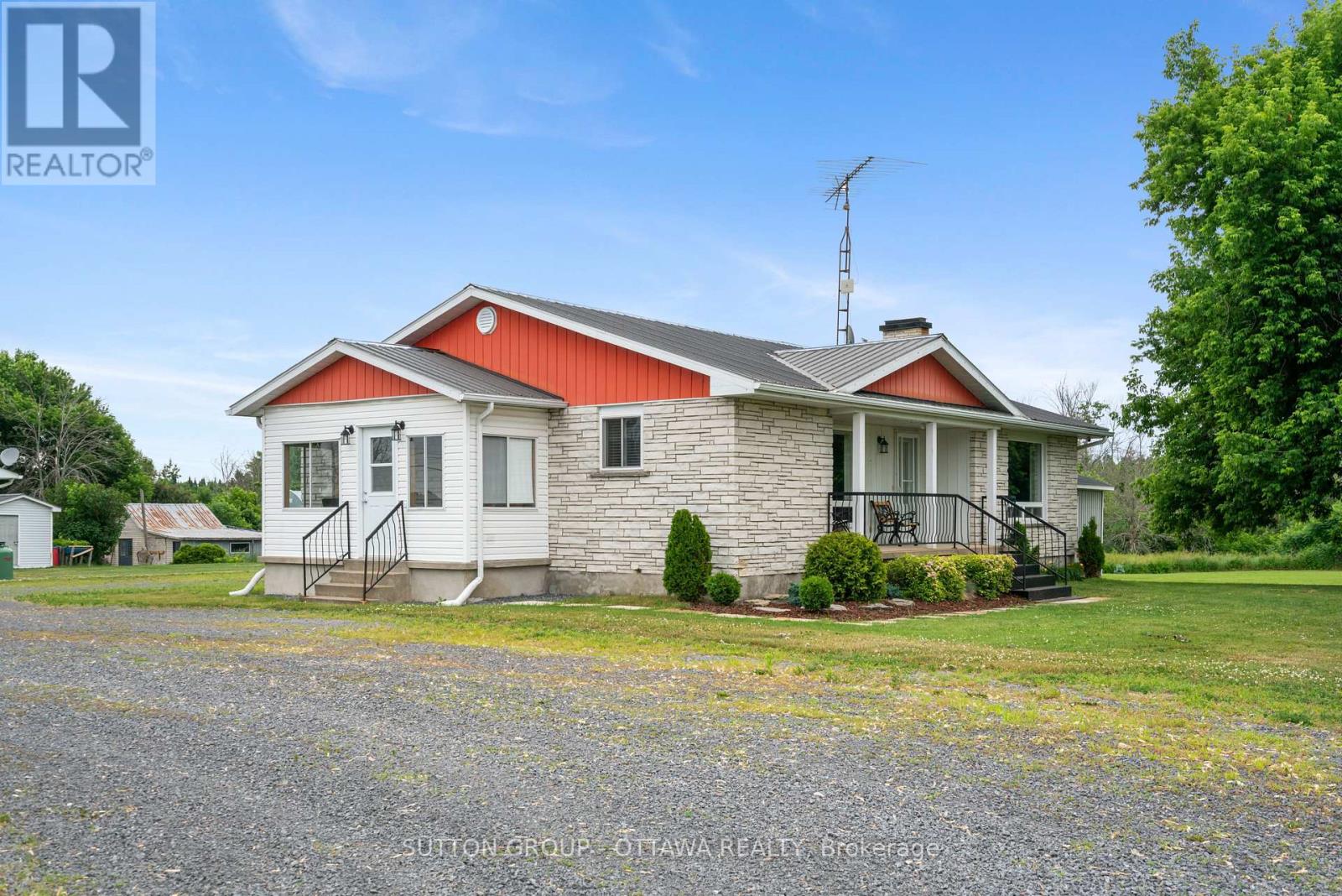 20330 Lochiel Road, North Glengarry, Ontario  K0C 1A0 - Photo 38 - X12956480