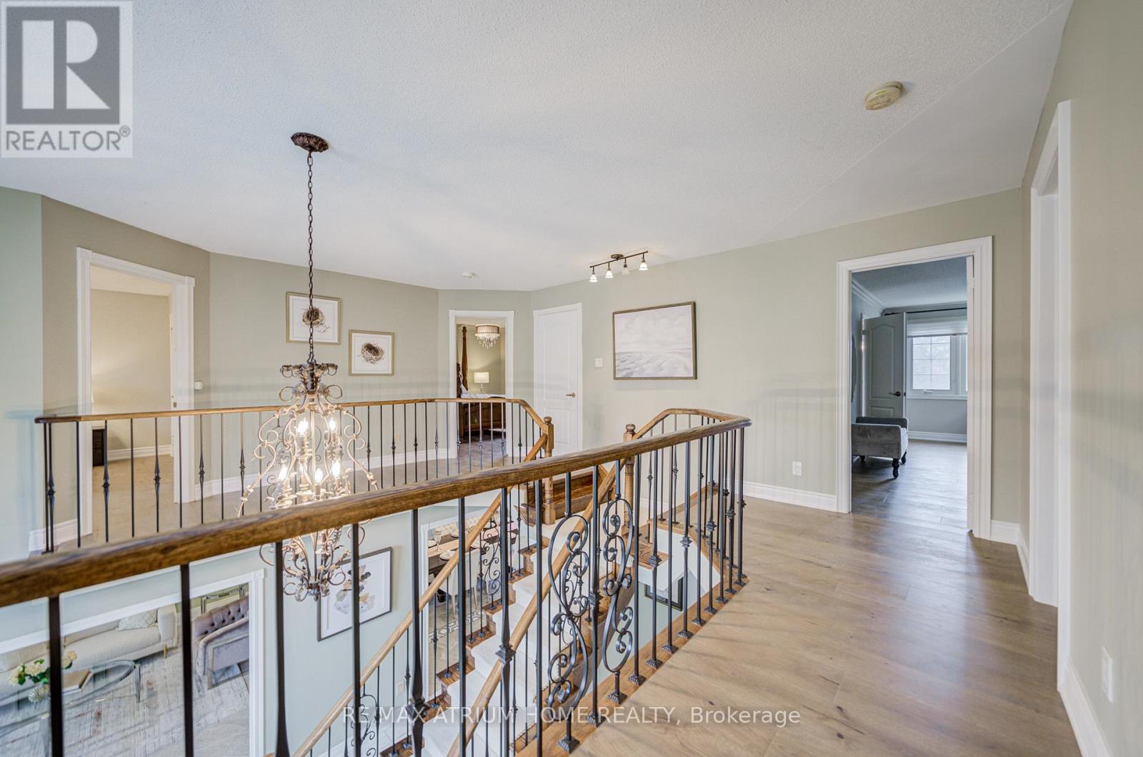 70 Strathearn Avenue, Richmond Hill, Ontario  L4B 2J5 - Photo 21 - N12956474