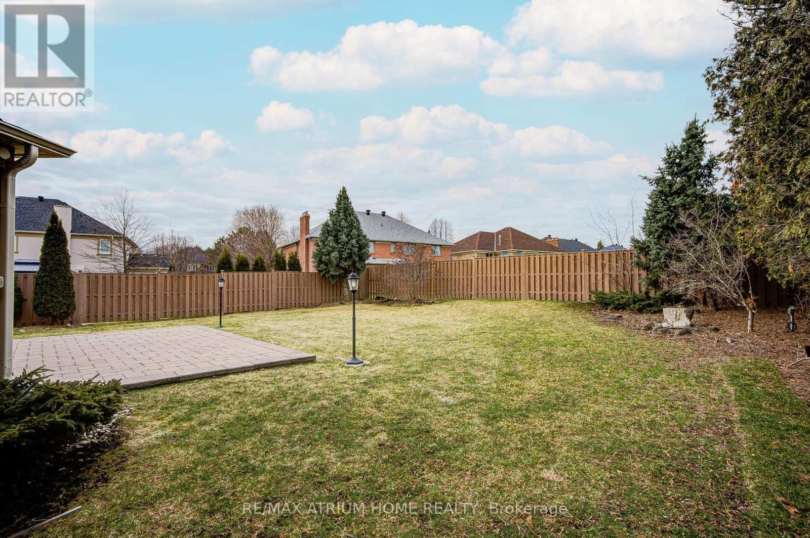 70 Strathearn Avenue, Richmond Hill, Ontario  L4B 2J5 - Photo 46 - N12956474