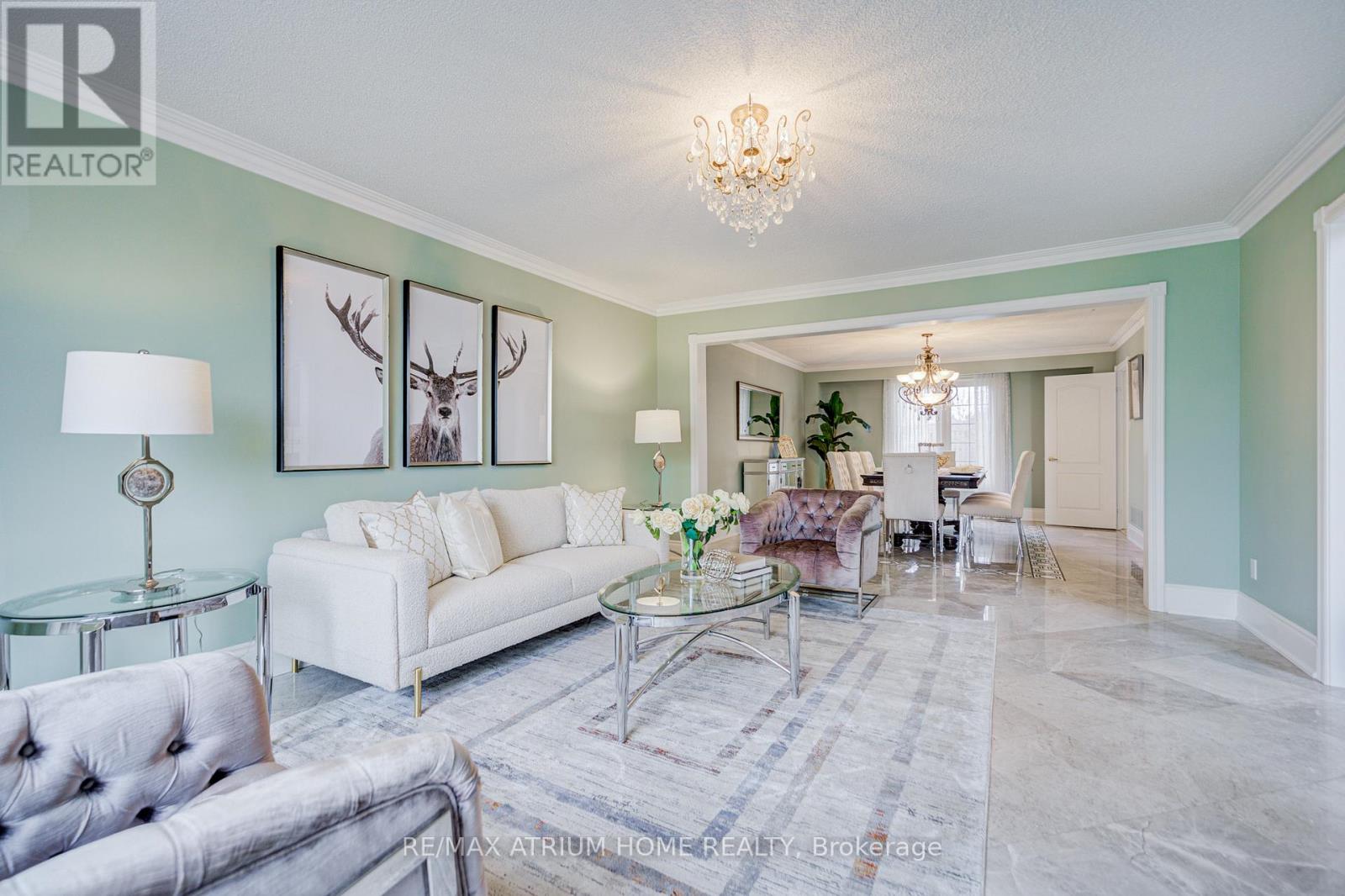 70 Strathearn Avenue, Richmond Hill, Ontario  L4B 2J5 - Photo 6 - N12956474