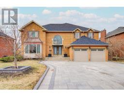 70 STRATHEARN AVENUE, Richmond Hill, Ontario