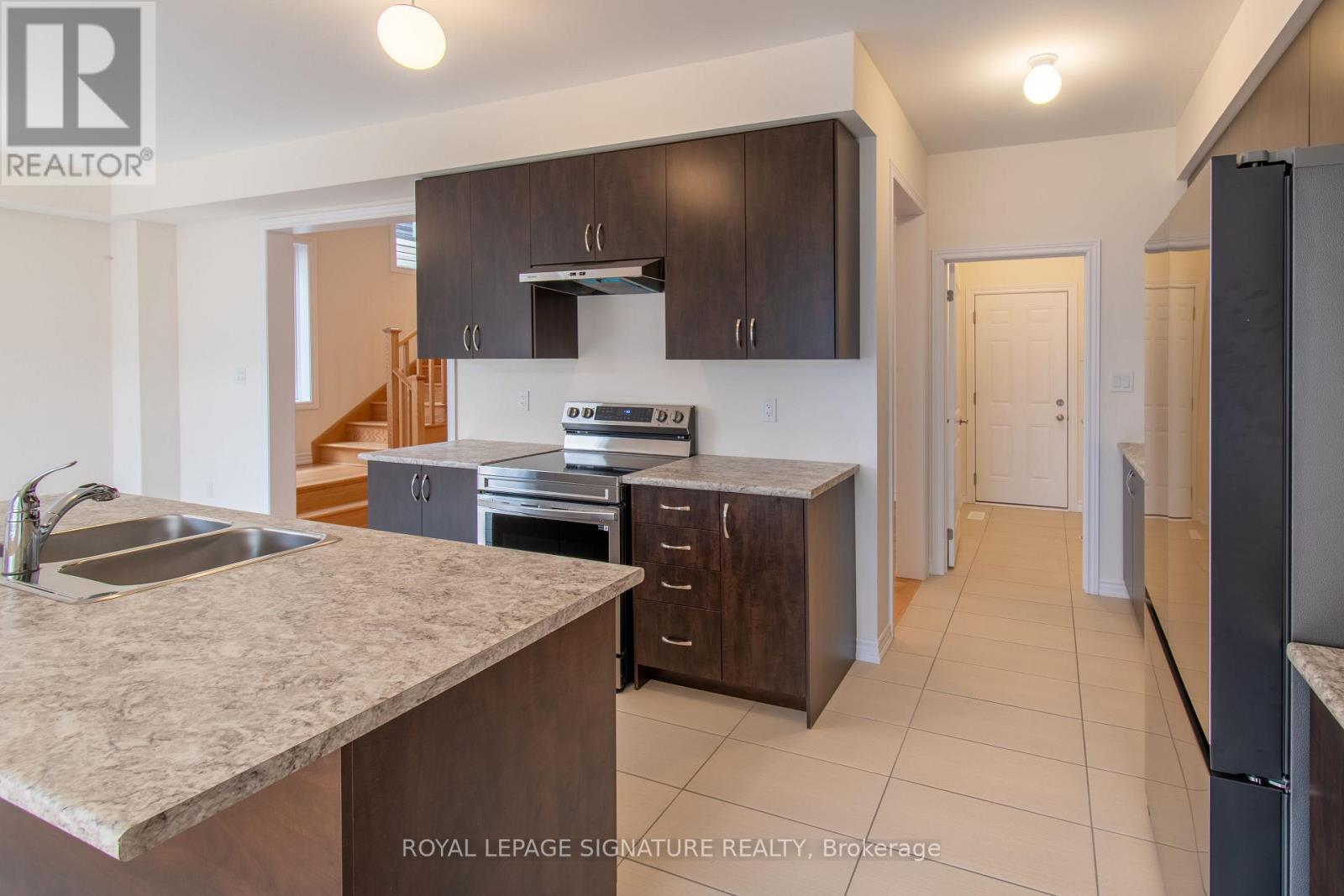 22 Prudhoe Terrace, Barrie, Ontario  L9S 2Z8 - Photo 18 - S12956448