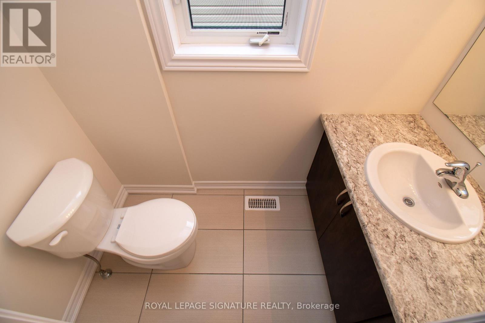 22 Prudhoe Terrace, Barrie, Ontario  L9S 2Z8 - Photo 19 - S12956448