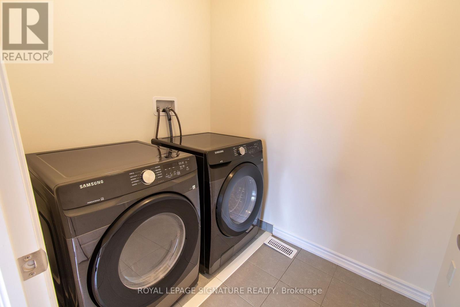 22 Prudhoe Terrace, Barrie, Ontario  L9S 2Z8 - Photo 43 - S12956448