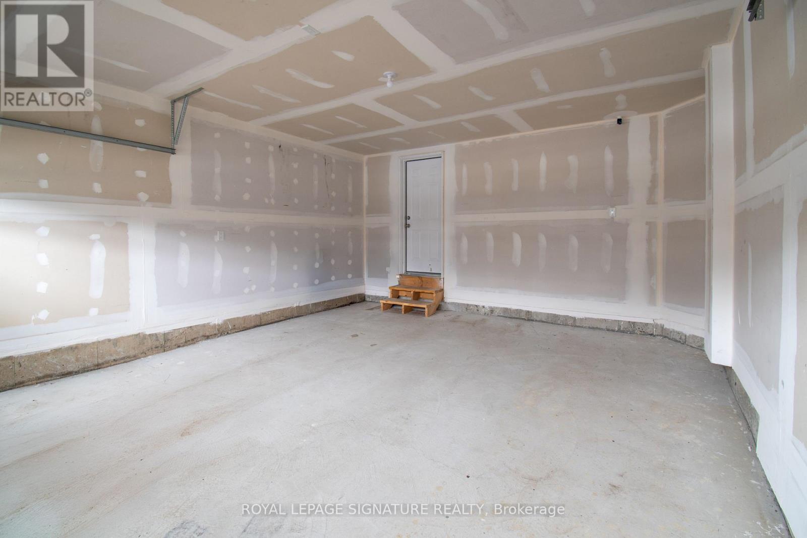 22 Prudhoe Terrace, Barrie, Ontario  L9S 2Z8 - Photo 45 - S12956448