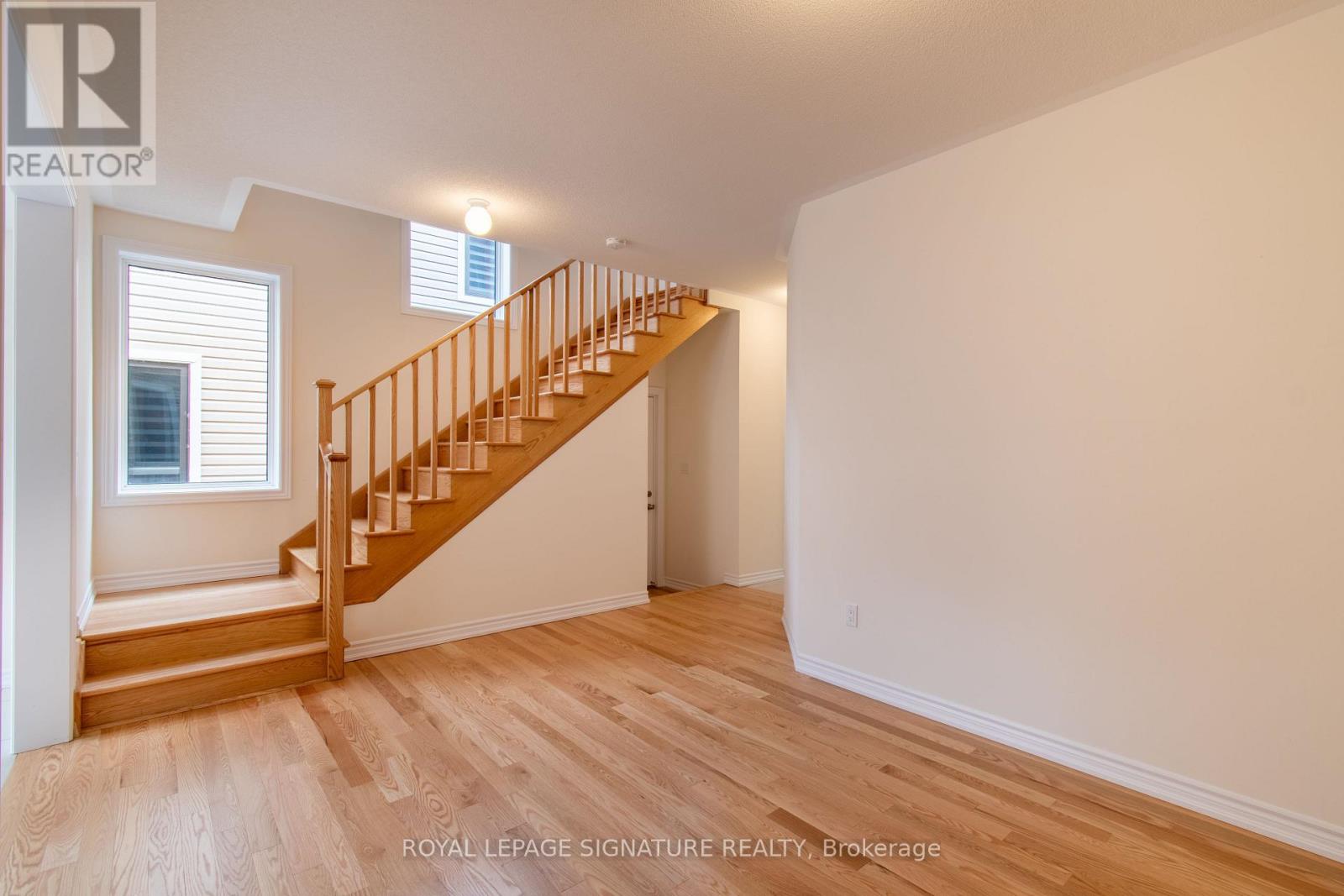 22 Prudhoe Terrace, Barrie, Ontario  L9S 2Z8 - Photo 8 - S12956448