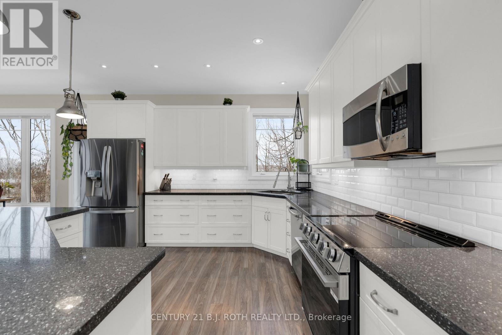 2700 Line 4 N, Oro-Medonte, Ontario  L0L 2L0 - Photo 10 - S12956450