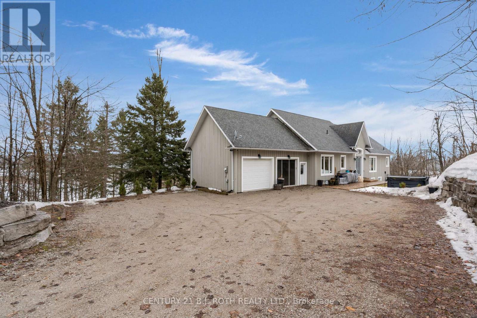 2700 Line 4 N, Oro-Medonte, Ontario  L0L 2L0 - Photo 5 - S12956450