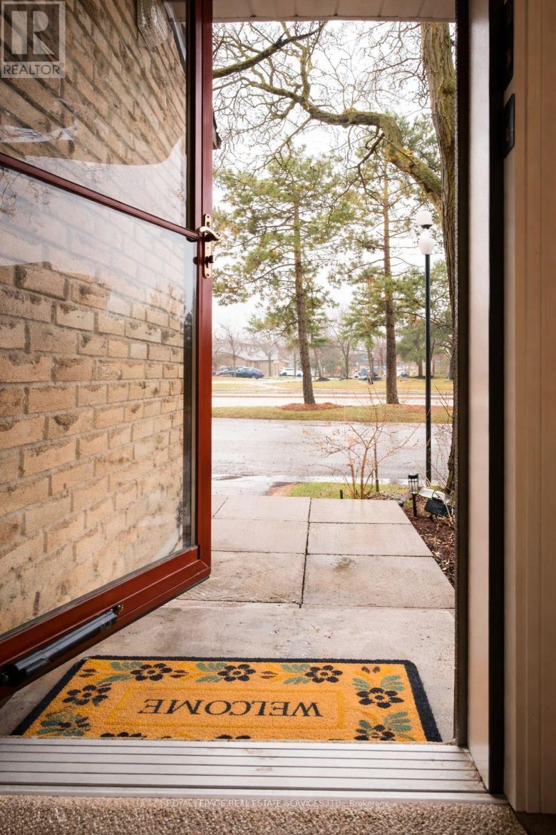 43 - 6449 Glen Erin Drive, Mississauga, Ontario  L5N 2T2 - Photo 22 - W12937780