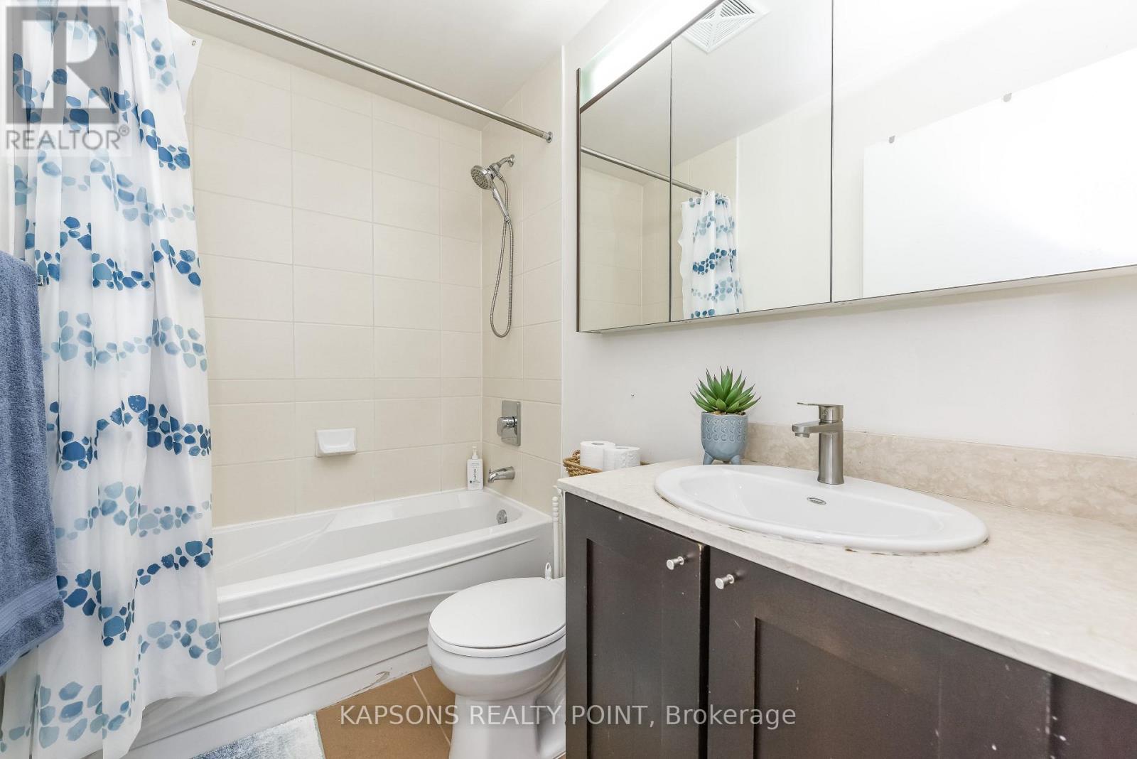 2204 - 4070 Confederation Parkway, Mississauga, Ontario  L5B 0E9 - Photo 22 - W12956442