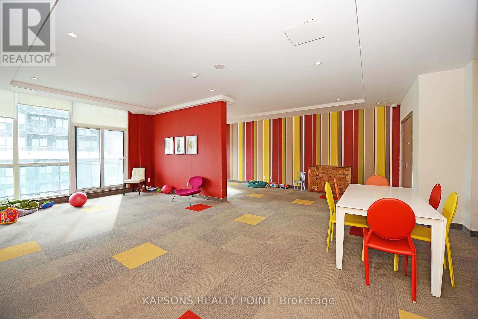 2204 - 4070 Confederation Parkway, Mississauga, Ontario  L5B 0E9 - Photo 26 - W12956442