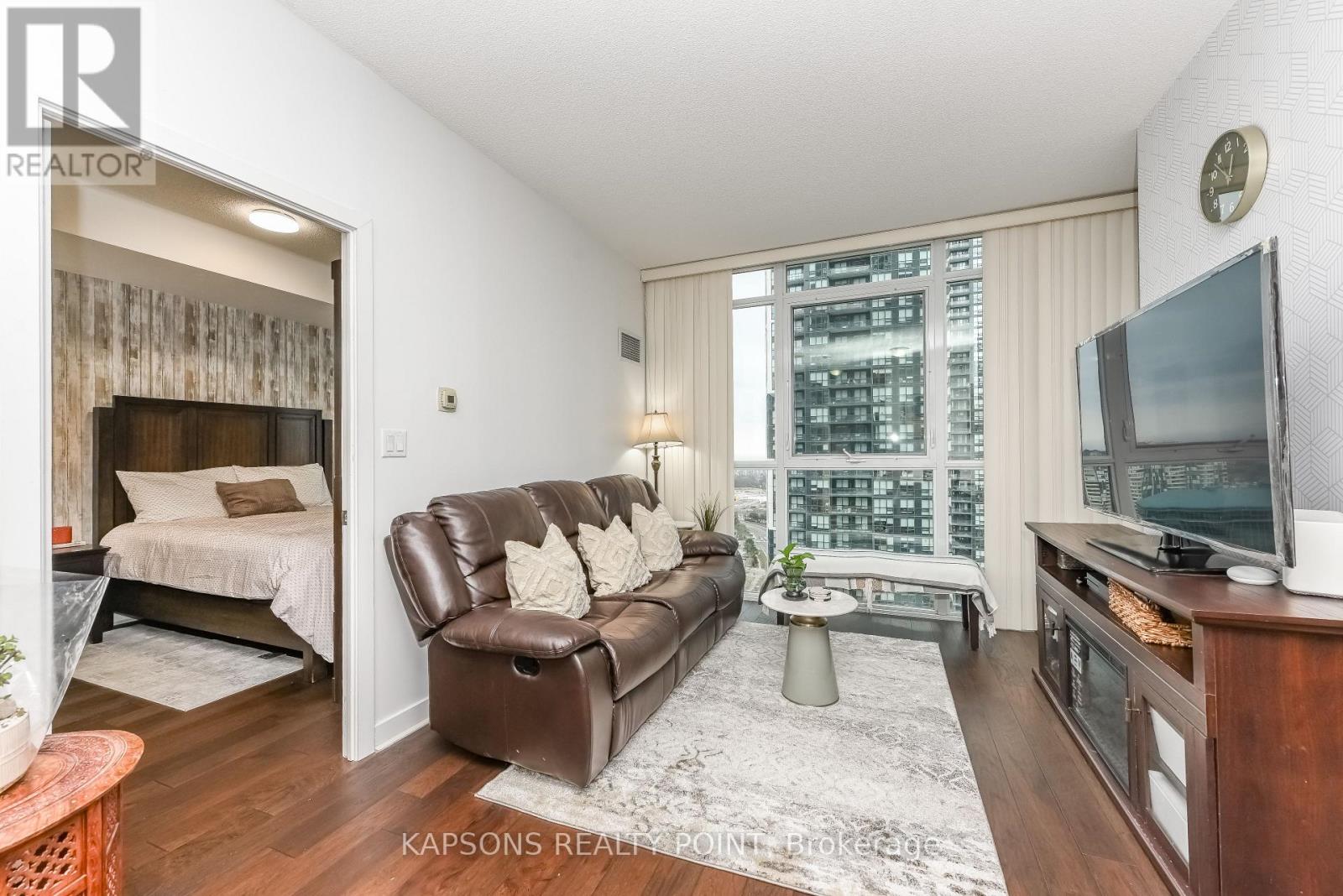 2204 - 4070 Confederation Parkway, Mississauga, Ontario  L5B 0E9 - Photo 8 - W12956442