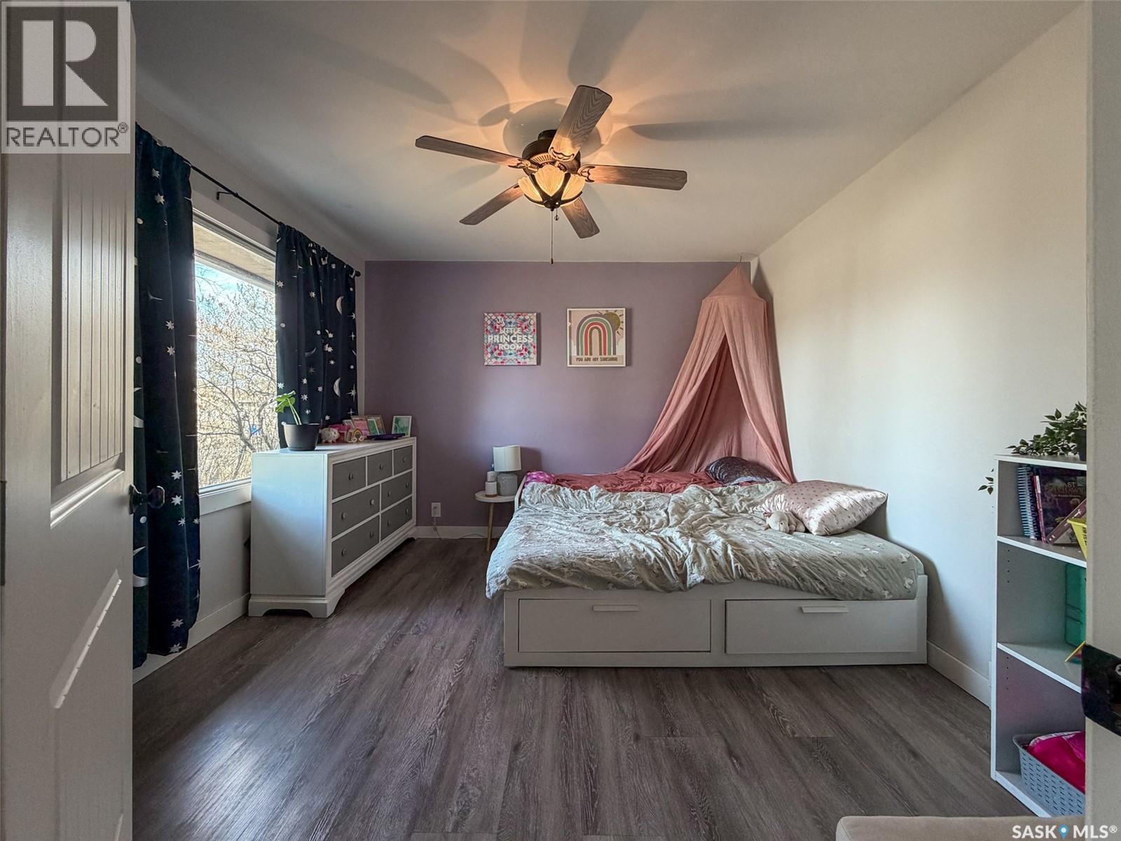 442 Front Street W, Eastend, Saskatchewan  S0N 0T0 - Photo 20 - SK032064