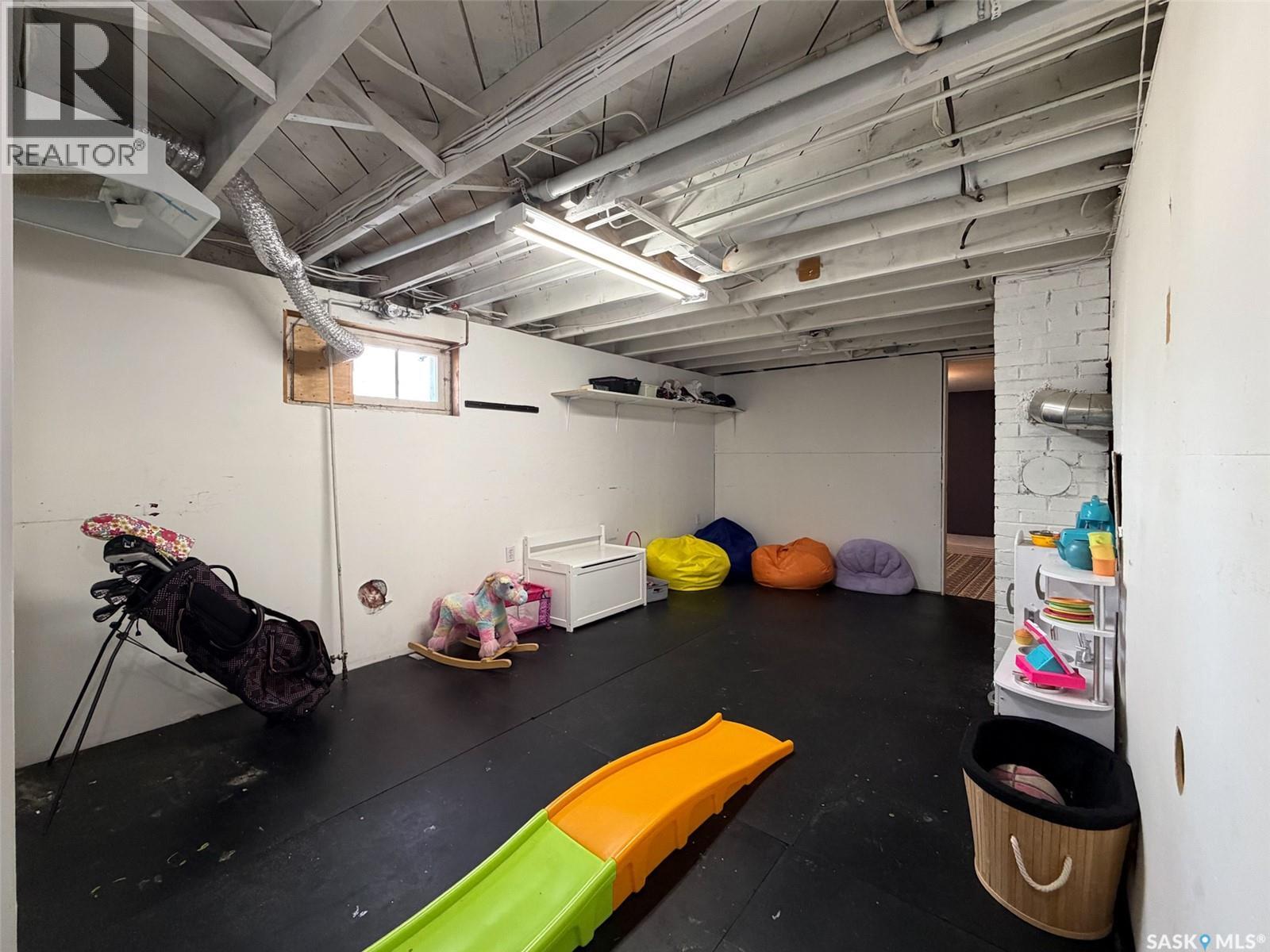 442 Front Street W, Eastend, Saskatchewan  S0N 0T0 - Photo 22 - SK032064