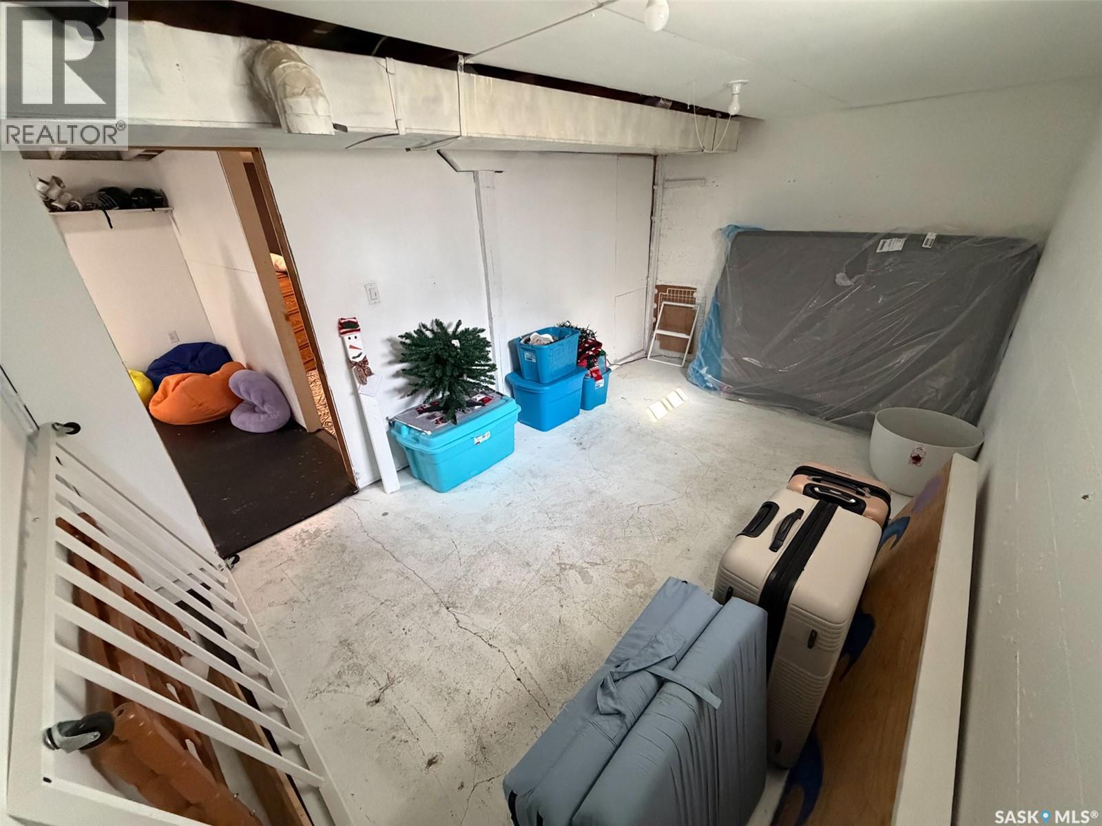 442 Front Street W, Eastend, Saskatchewan  S0N 0T0 - Photo 25 - SK032064