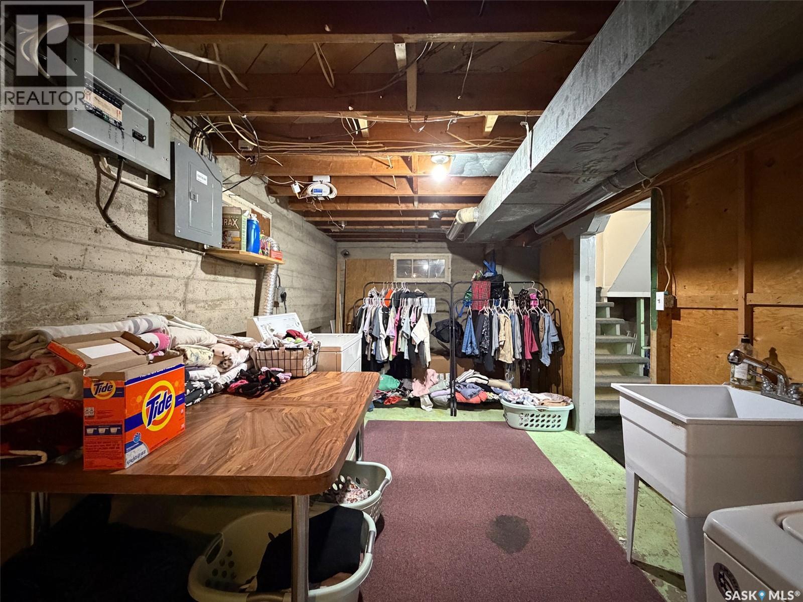 442 Front Street W, Eastend, Saskatchewan  S0N 0T0 - Photo 30 - SK032064