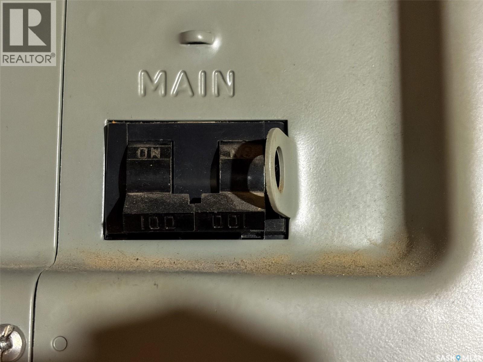 442 Front Street W, Eastend, Saskatchewan  S0N 0T0 - Photo 33 - SK032064