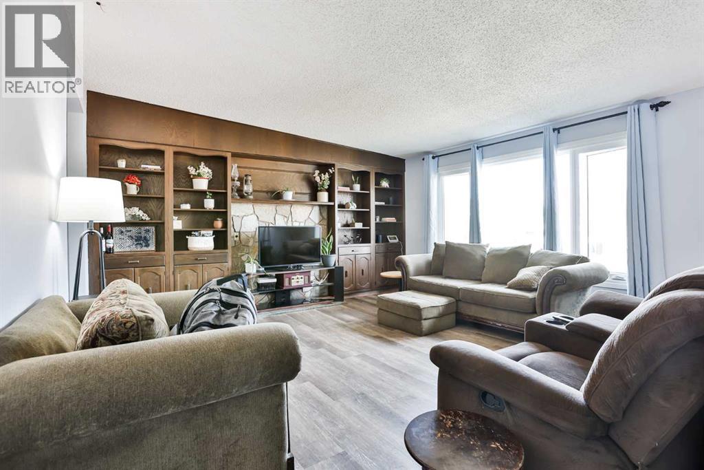 2116 10 Street, Coaldale, Alberta  T1M 1B6 - Photo 5 - A2298278