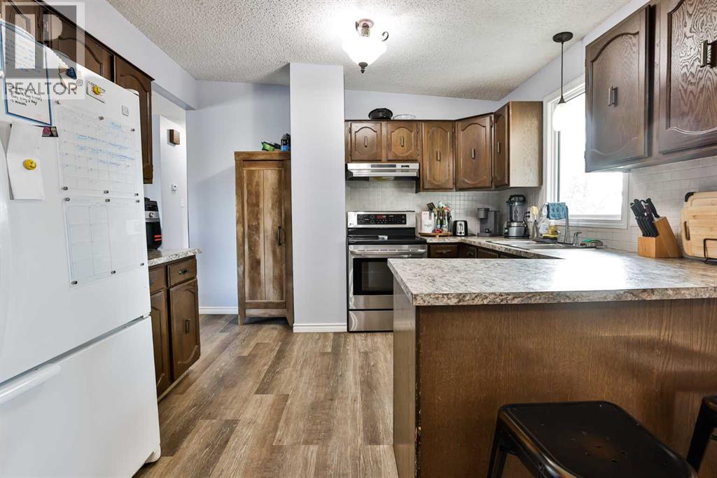 2116 10 Street, Coaldale, Alberta  T1M 1B6 - Photo 8 - A2298278