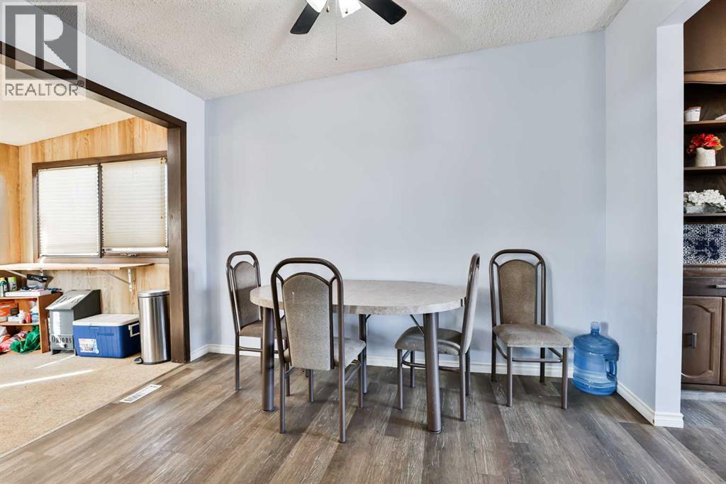 2116 10 Street, Coaldale, Alberta  T1M 1B6 - Photo 9 - A2298278