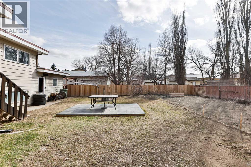 2116 10 Street, Coaldale, Alberta  T1M 1B6 - Photo 23 - A2298278