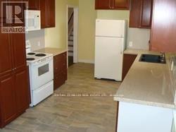 64 Glenview Drive, Hamilton, Ontario  L8G 2L6 - Photo 3 - X12956440