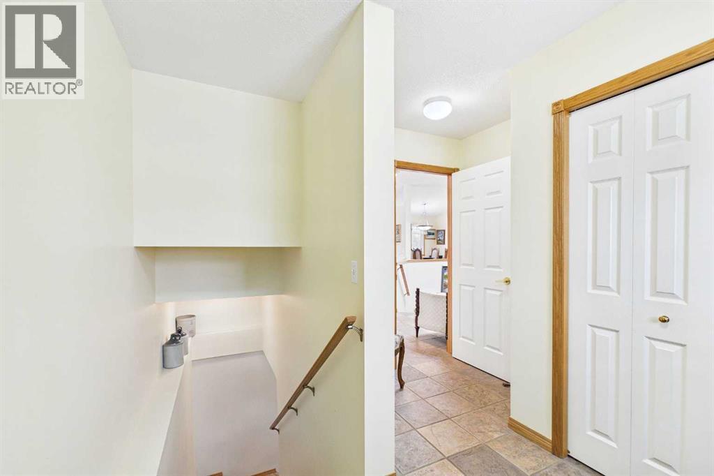 535 Cimarron Point, Okotoks, Alberta  T1S 1S6 - Photo 33 - A2297911