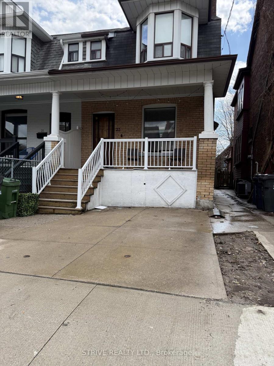 23 Burnfield (Lower) Avenue, Toronto, Ontario  M6G 1Y4 - Photo 1 - W12750400