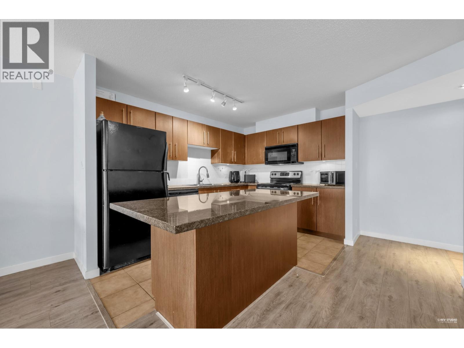 1607 2138 Madison Avenue, Burnaby, British Columbia  V5C 6T6 - Photo 9 - R3105016