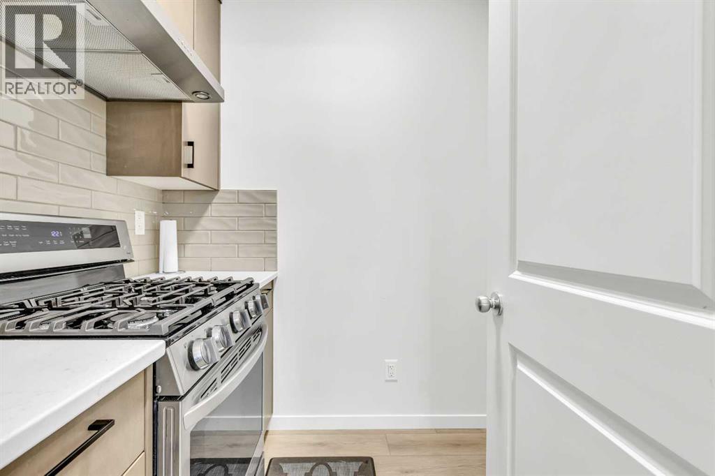 312 Edith Place Nw, Calgary, Alberta  T3R 2E1 - Photo 8 - A2295480