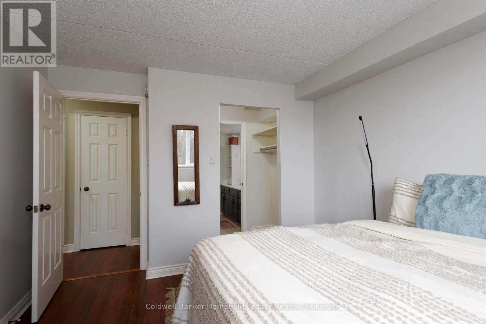 22 St Andrew Street N, St. Marys, Ontario N4X 1C5 - Photo 11 - X12956484