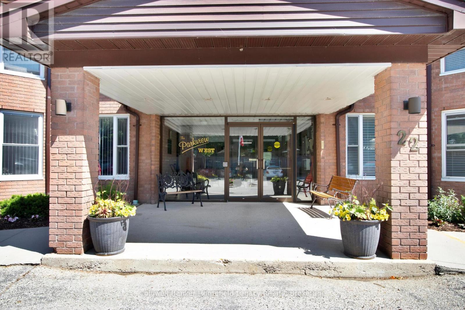 22 St Andrew Street N, St. Marys, Ontario N4X 1C5 - Photo 19 - X12956484