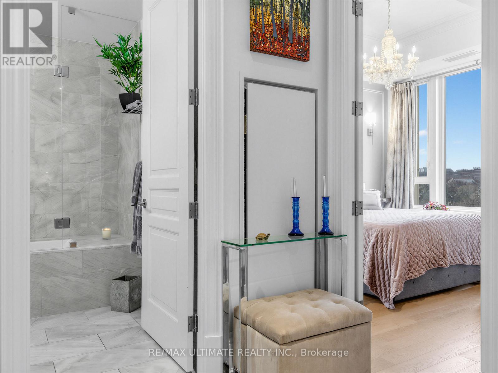 501 - 133 Hazelton Avenue, Toronto, Ontario  M5R 2E4 - Photo 37 - C12956486