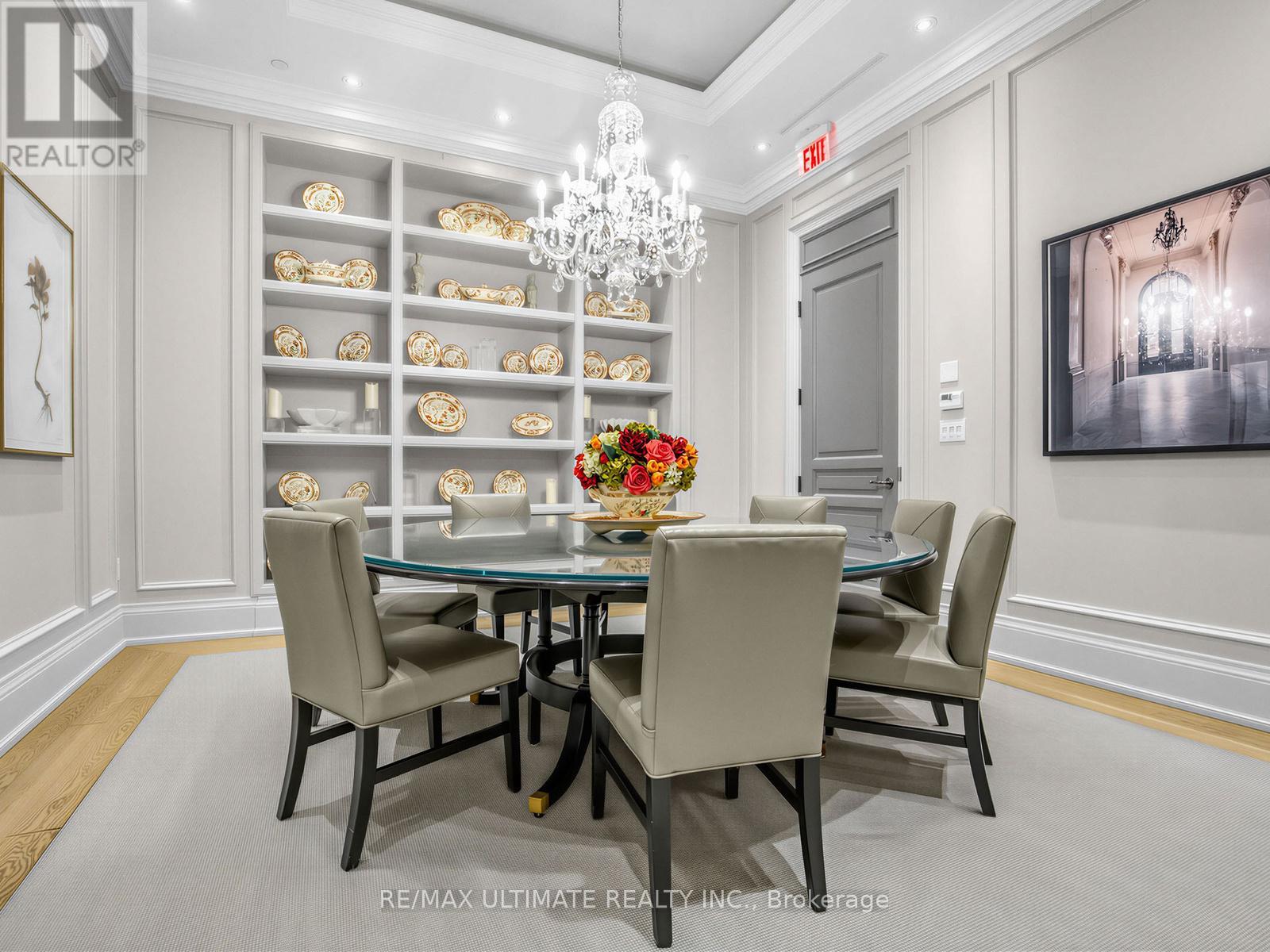 501 - 133 Hazelton Avenue, Toronto, Ontario  M5R 2E4 - Photo 6 - C12956486