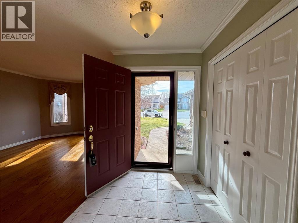 362 Manor Court, St Clair, Ontario  N0N 1G0 - Photo 3 - 26007036