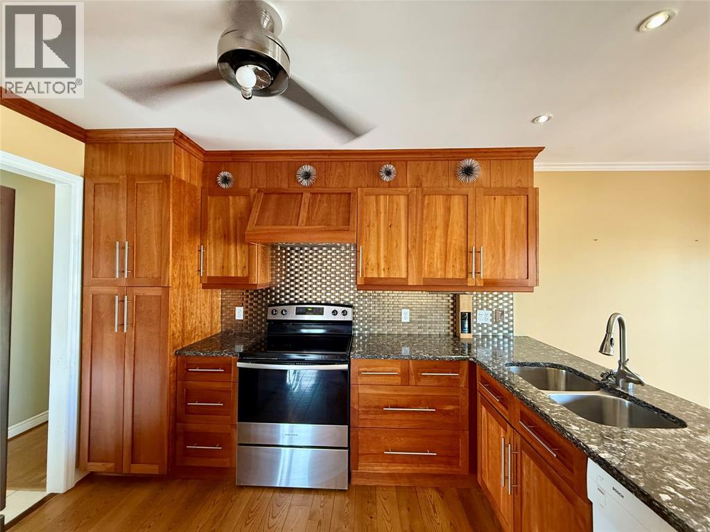 362 Manor Court, St Clair, Ontario  N0N 1G0 - Photo 10 - 26007036