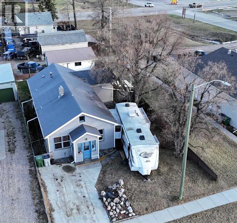 4725 5 Ave, Edson, Alberta  T7E 1C6 - Photo 3 - A2268357