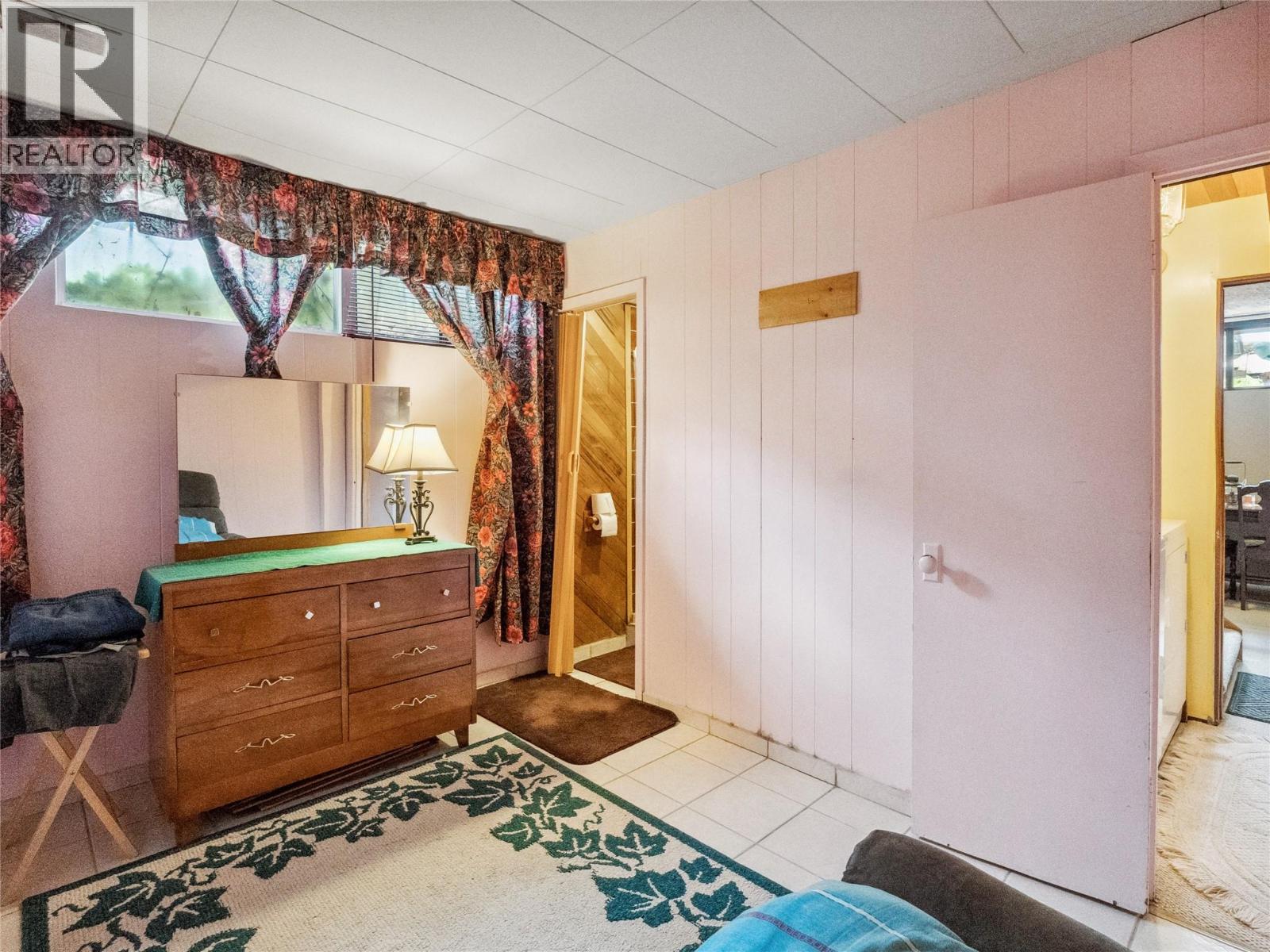 1150 Marianna Crescent, Trail, British Columbia V1R 1E1 - Photo 32 - 10381730