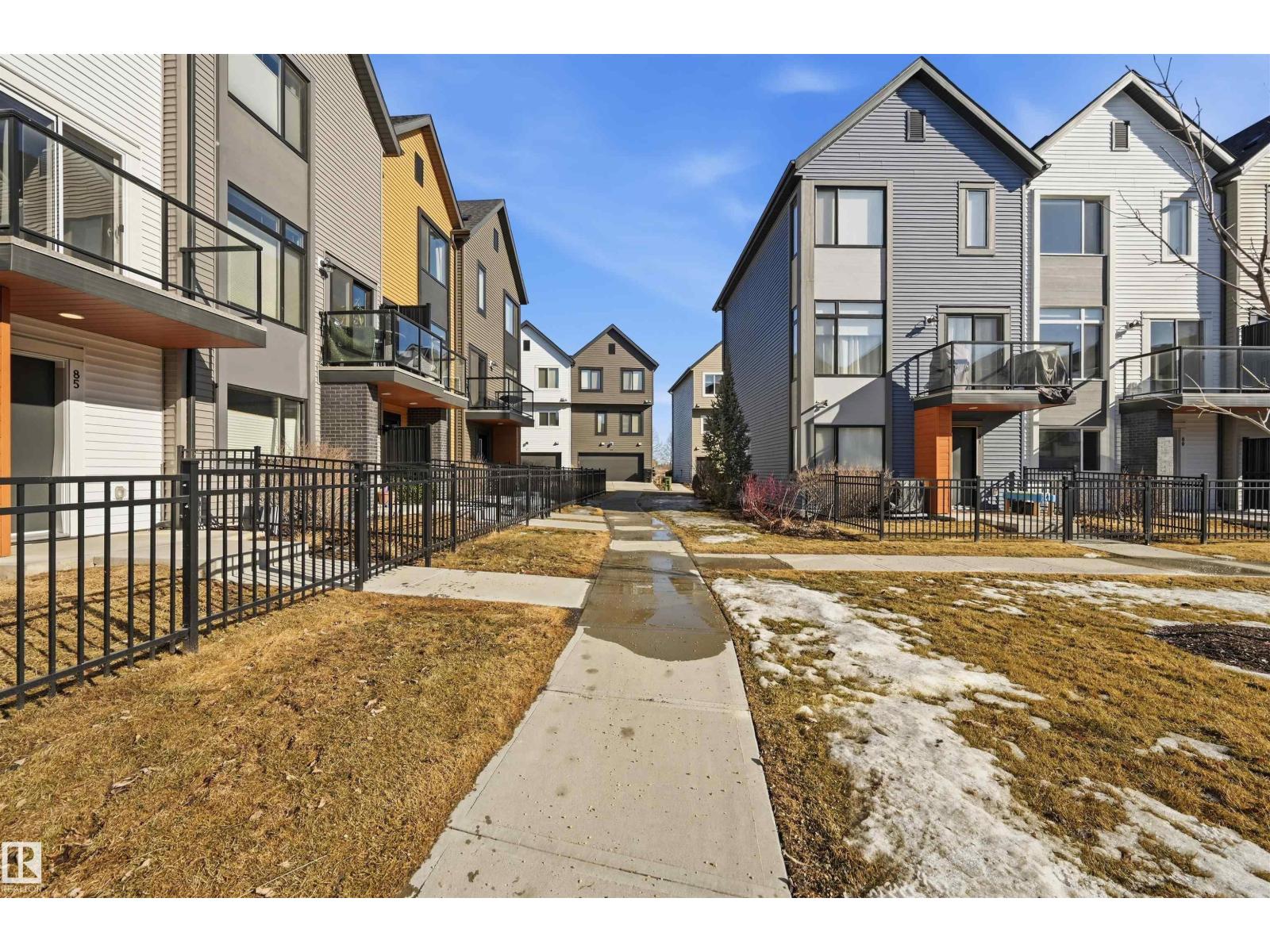 #85 1010 Rabbit Hill Rd Sw, Edmonton, Alberta T6W 4G7 - Photo 3 - E4479243