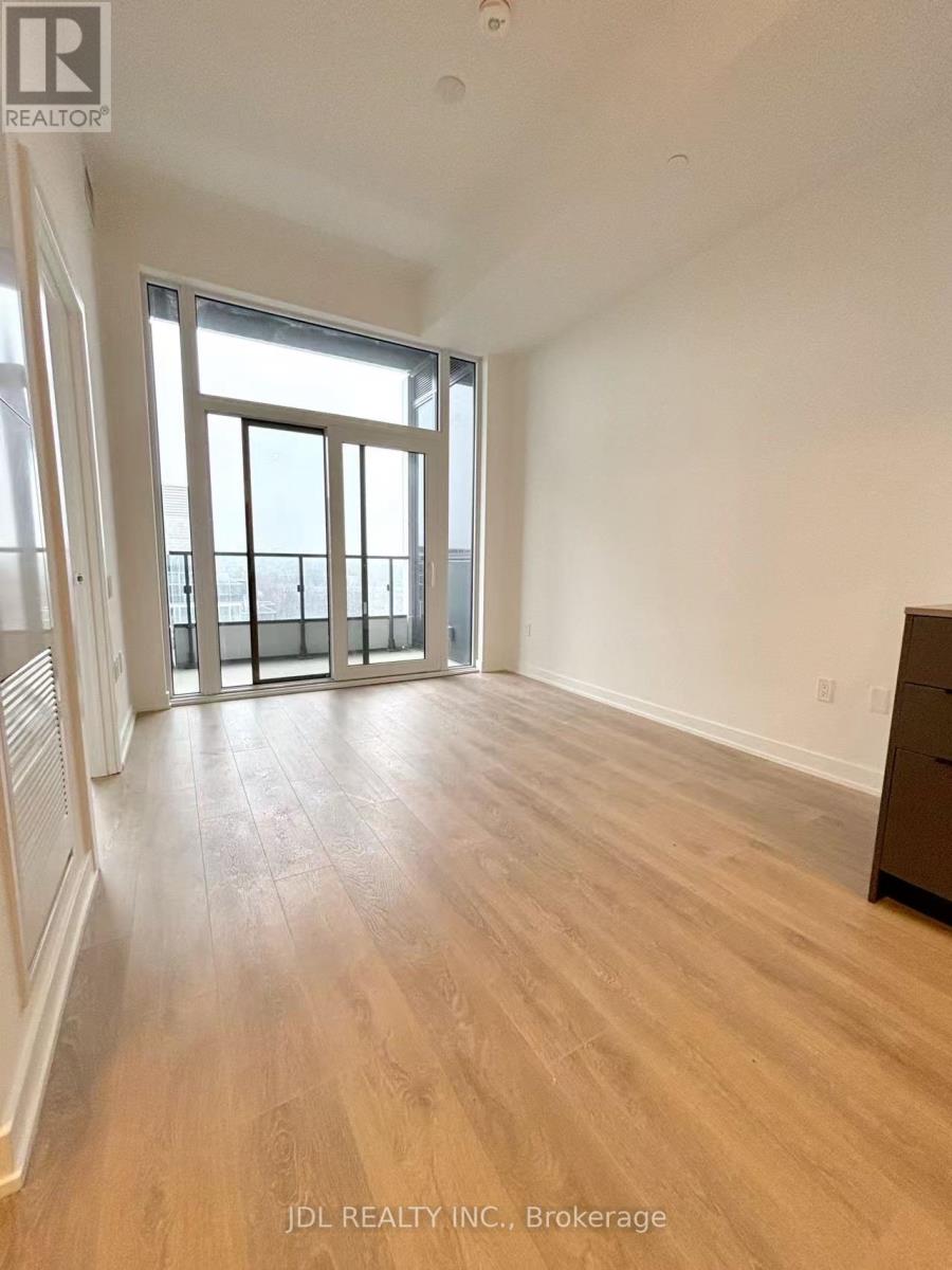 824 - 1037 The Queensway, Toronto, Ontario  M8Z 0H5 - Photo 4 - W12956494